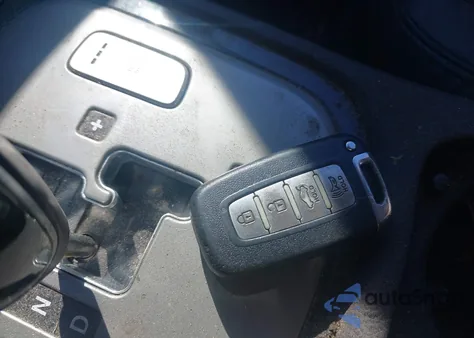 2013 Hyundai Genesis 3.8 from USA, damaged, VIN KMHGC4DD7DU222510